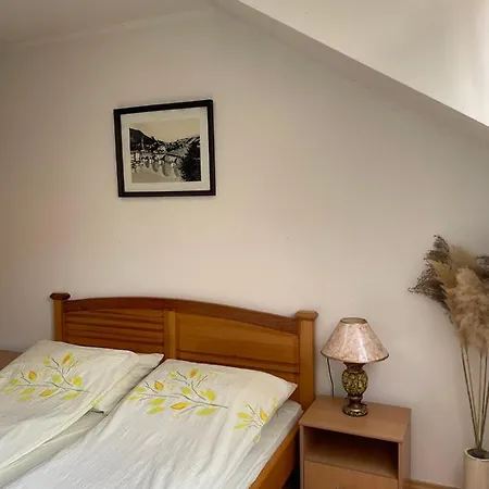 Hercegovina * Βίσεγκραντ